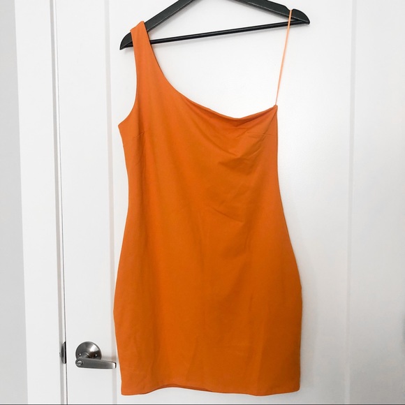 Asymmetrical Bodycon Dress - Picture 2 of 6